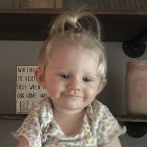 Meet your Posher, Cloey